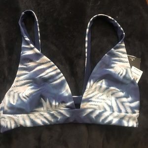 NWT ripcurl bikini top